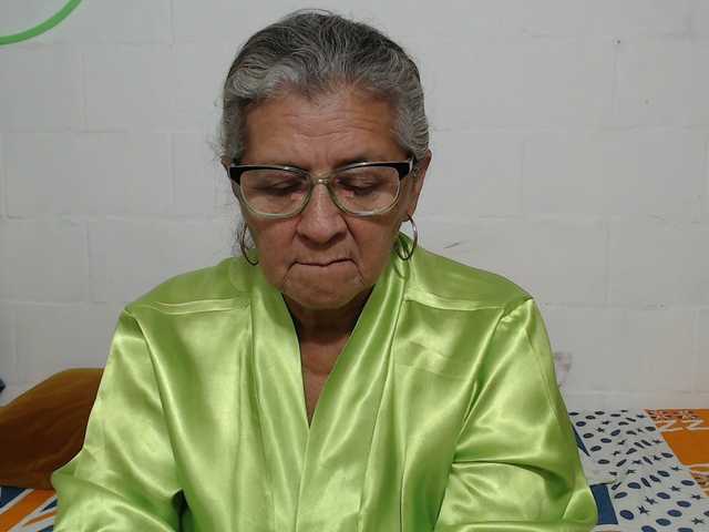 candy-mature's BongaCams show and profile