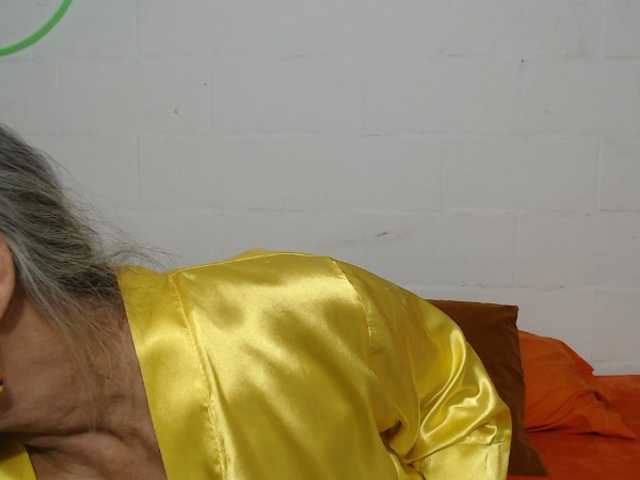 candy-mature's BongaCams show and profile