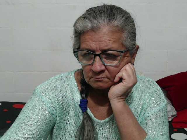 Sex chat gratuit in direct cu candy-mature pe BongaCams