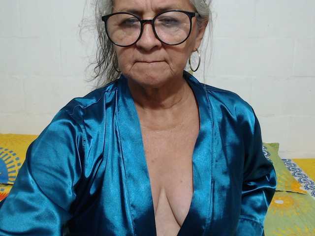 candy-mature's BongaCams show and profile