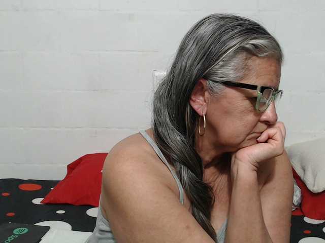 candy-mature's BongaCams show and profile