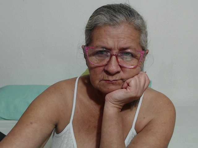 candy-mature's BongaCams show and profile