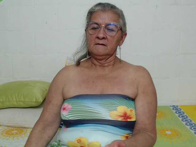 candy-mature's BongaCams show and profile