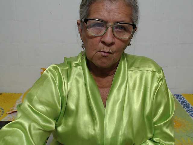 candy-mature's BongaCams show and profile