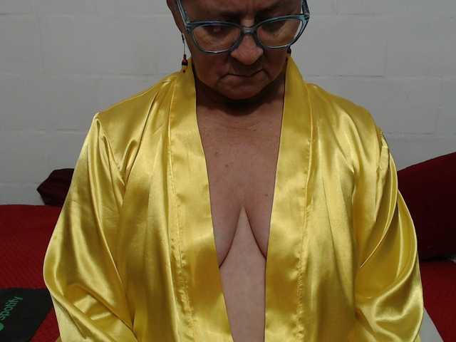 candy-mature from BongaCams is Freechat