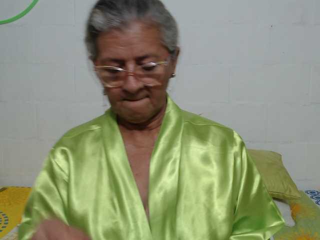 candy-mature's BongaCams show and profile