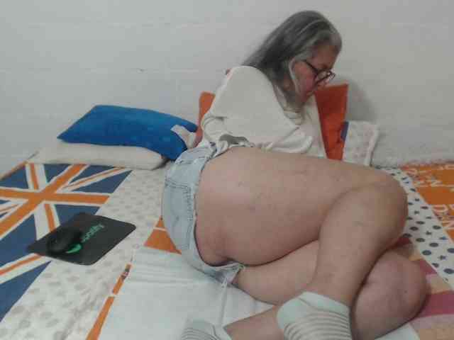 candy-mature webcam