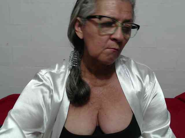 candy-mature webcam