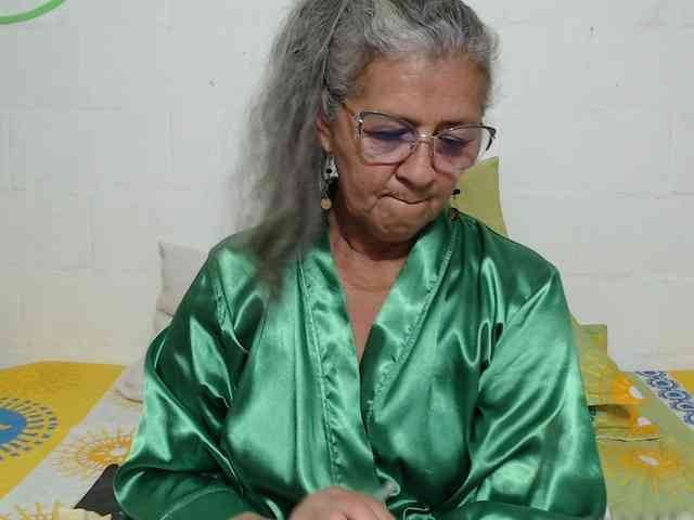 candy-mature Live Webcam on BongaCams