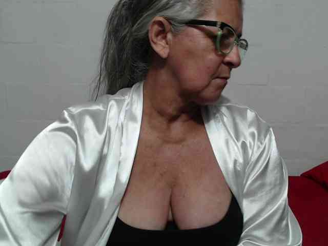 candy-mature webcam
