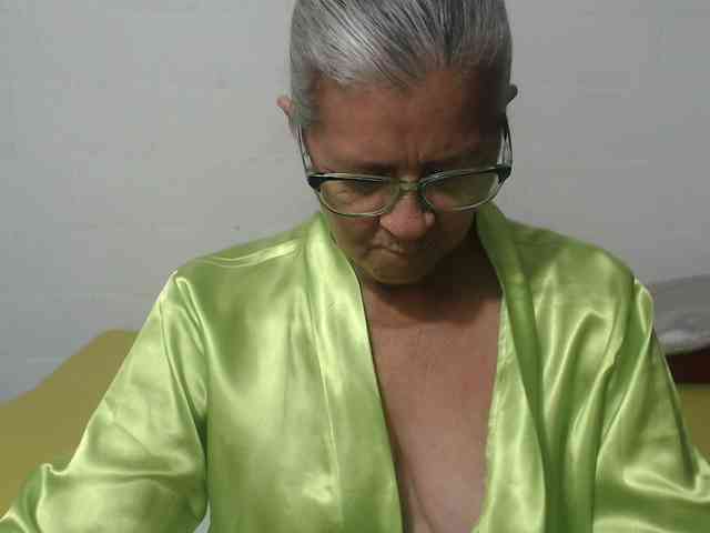 candy-mature webcam