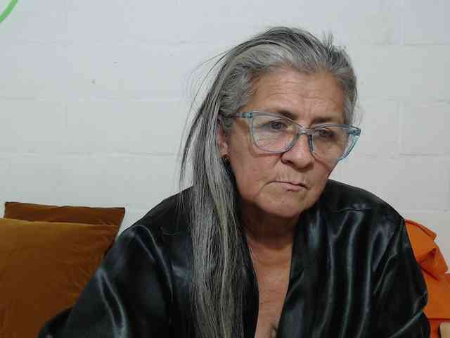 candy-mature candy-mature