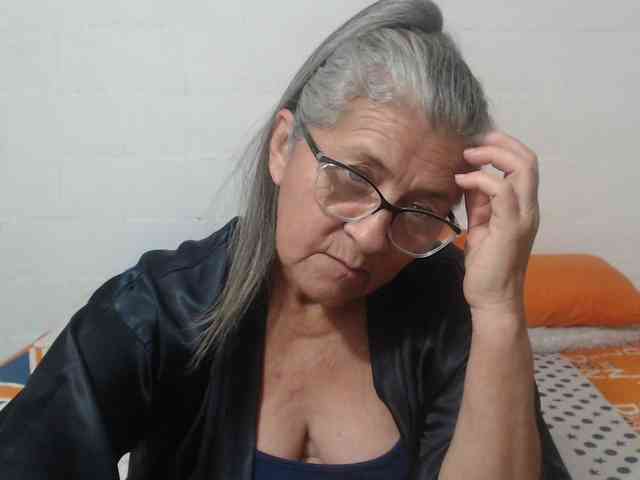 candy-mature webcam
