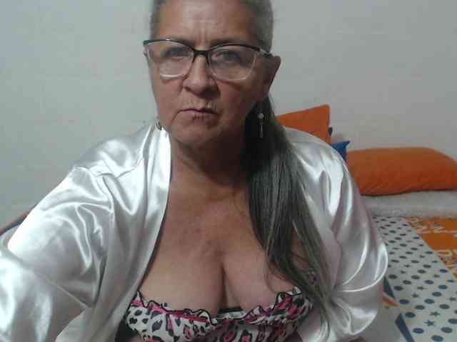 candy-mature webcam
