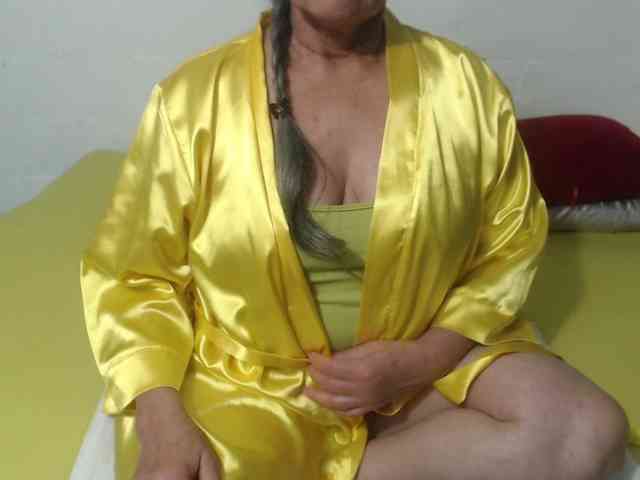 candy-mature webcam