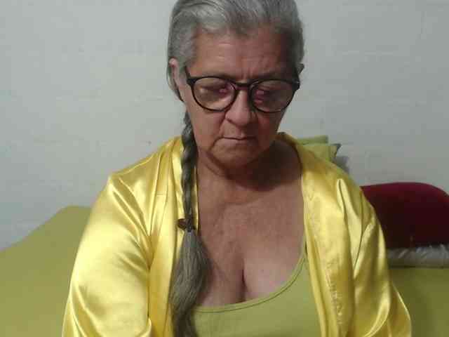 candy-mature webcam