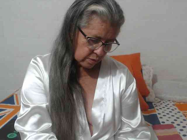 candy-mature webcam