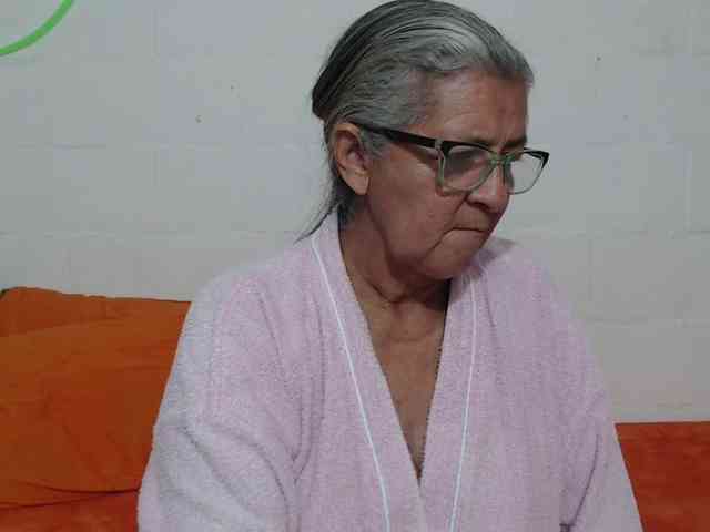 candy-mature candy-mature