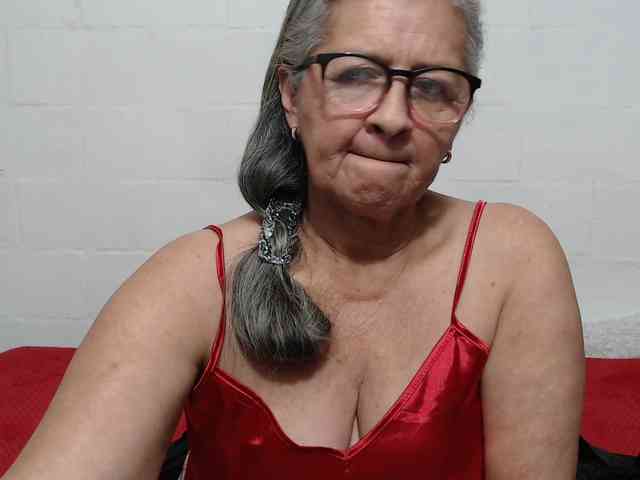 candy-mature webcam