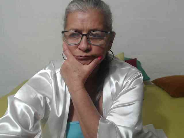 candy-mature webcam