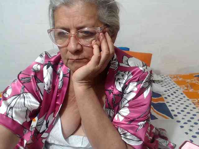 candy-mature webcam