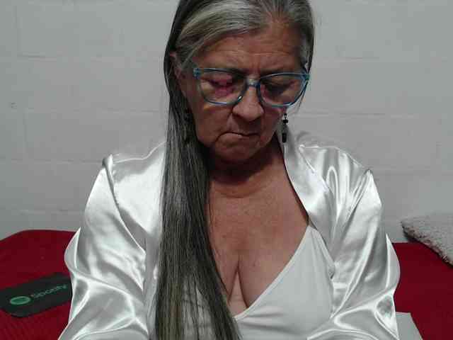 candy-mature webcam