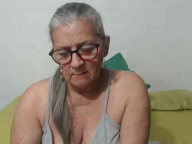 candy-mature webcam