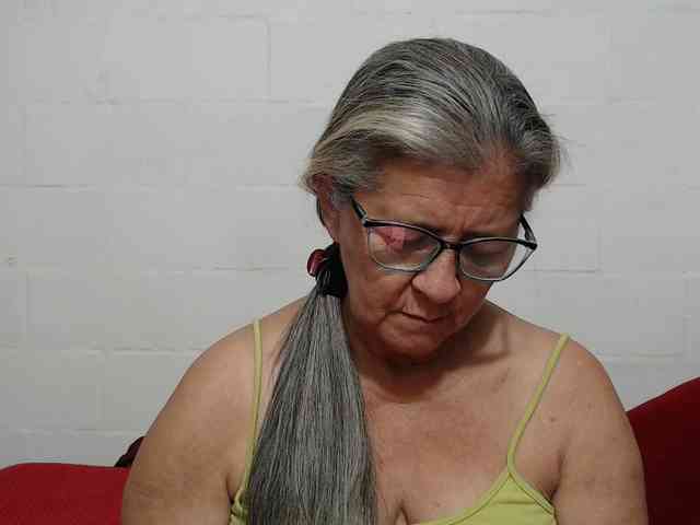candy-mature webcam