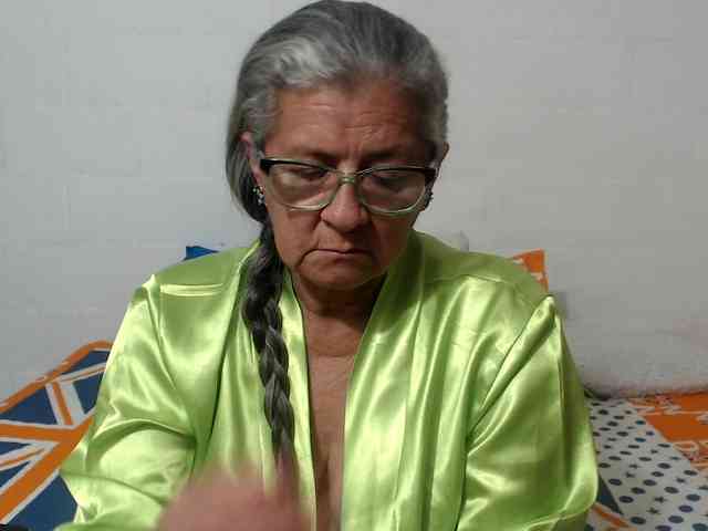 candy-mature webcam