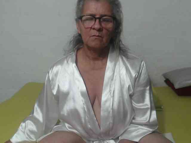candy-mature webcam
