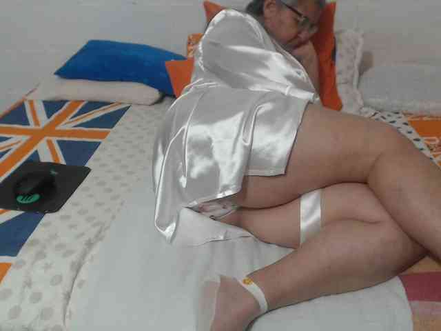 candy-mature webcam