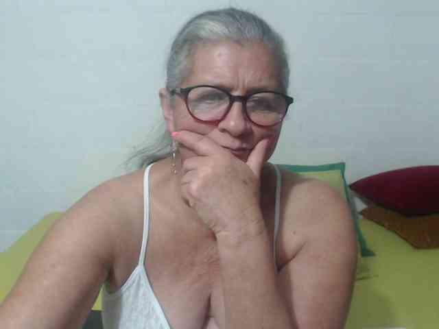 free strip chat Candy-mature