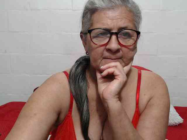 candy-mature webcam