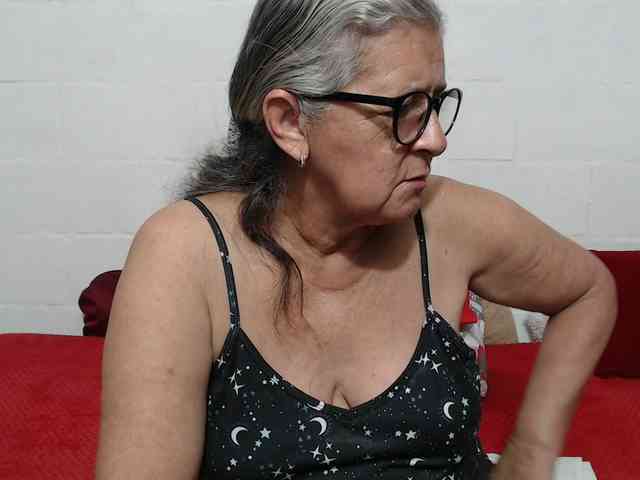 candy-mature webcam