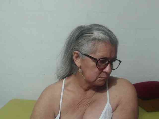 candy-mature webcam
