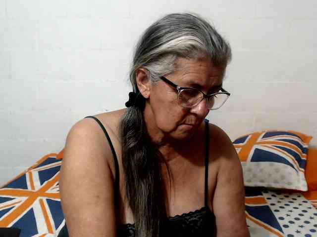 candy-mature webcam