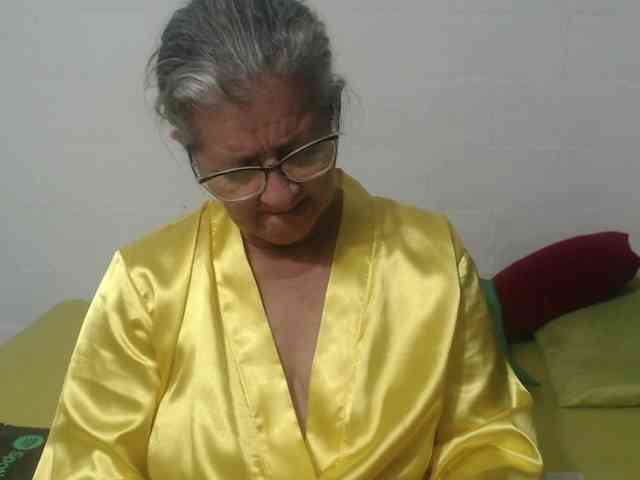 candy-mature webcam