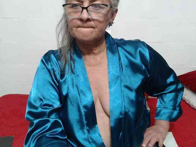 candy-mature Live Webcam on BongaCams