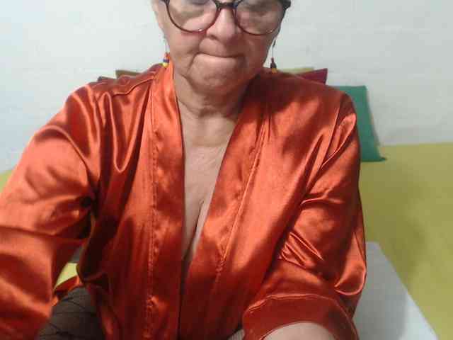 candy-mature webcam