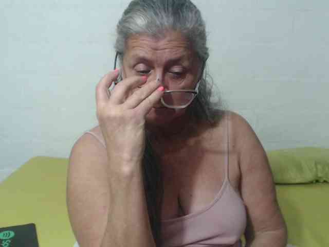 candy-mature webcam