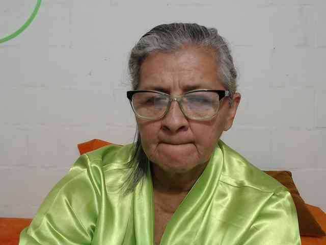 candy-mature candy-mature