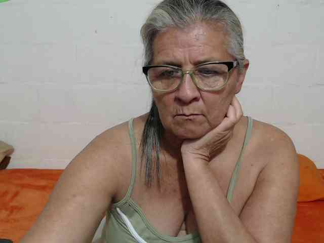 candy-mature candy-mature