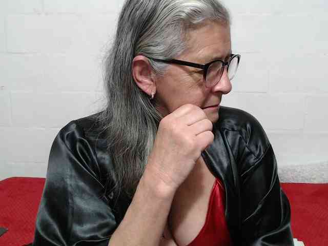 candy-mature webcam