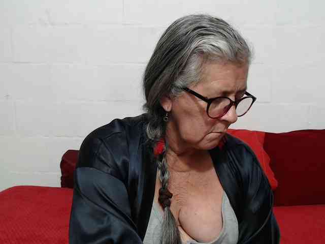 candy-mature webcam