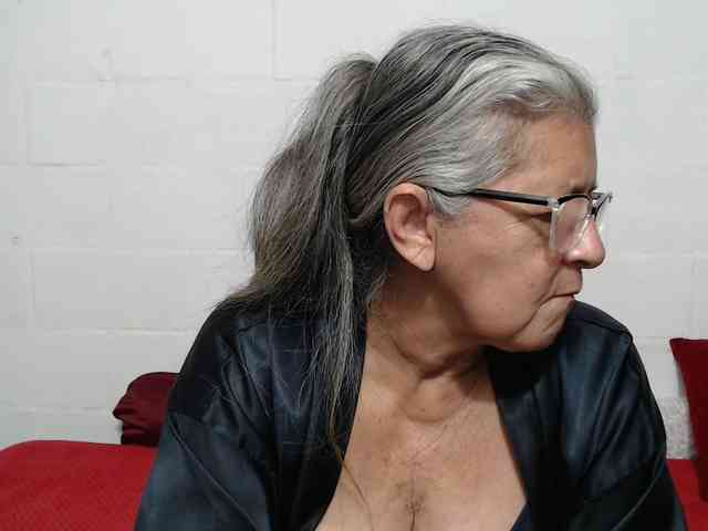 candy-mature webcam