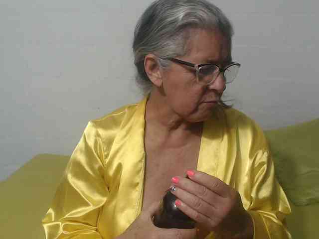 candy-mature webcam