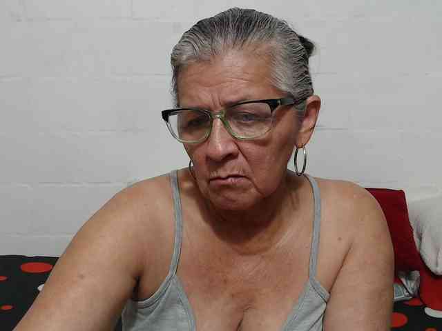 candy-mature Live Webcam on BongaCams