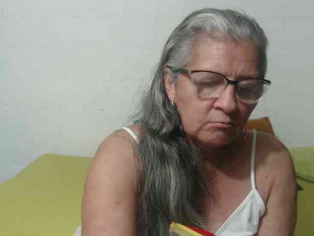 candy-mature webcam