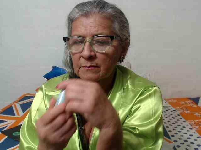 candy-mature webcam