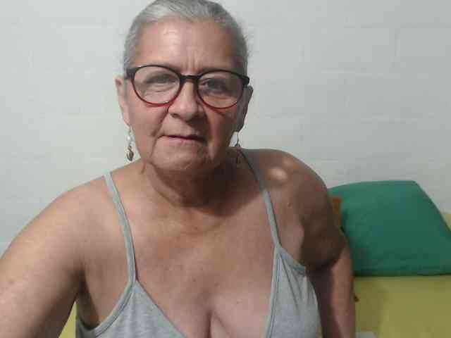 candy-mature webcam